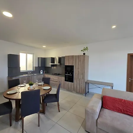 Valletta Family Waterfront & Gardens * 일 푸리아나