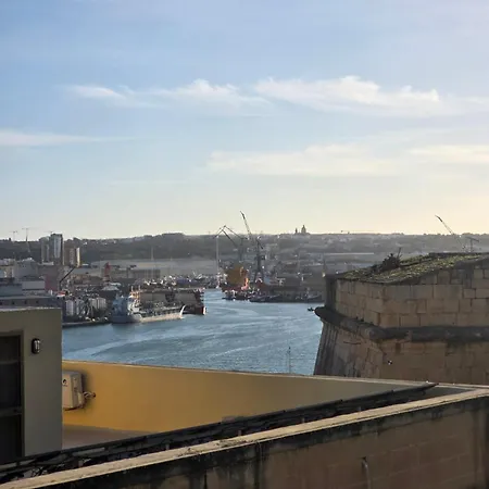 Valletta Family Waterfront & Gardens